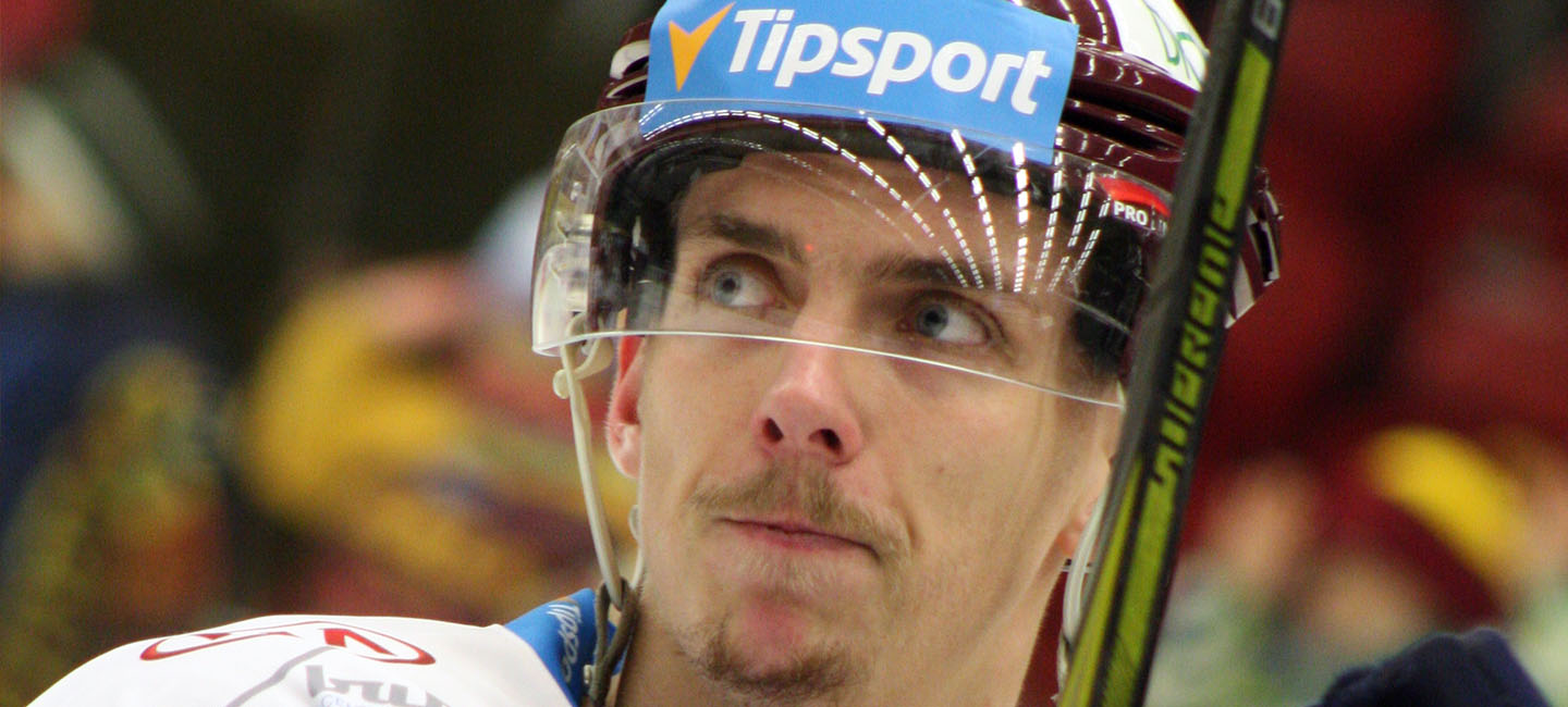 Offline rozhovor: Vlastimil Dostlek